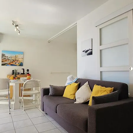 Apartament Vue - - Parking - Wifi Saint-Raphaël